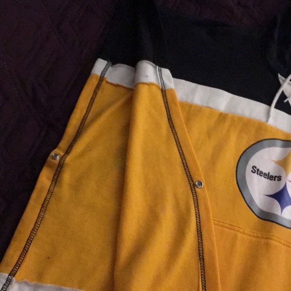 BN Steelers Poncho - Picture 4 of 4